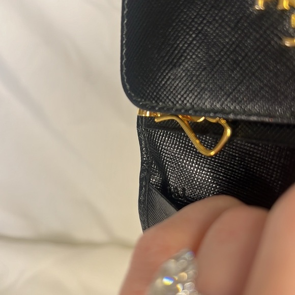 Prada Key Wallet - 6 Rings Black Saffiano Leather - Date Code 181 - Picture 14 of 15